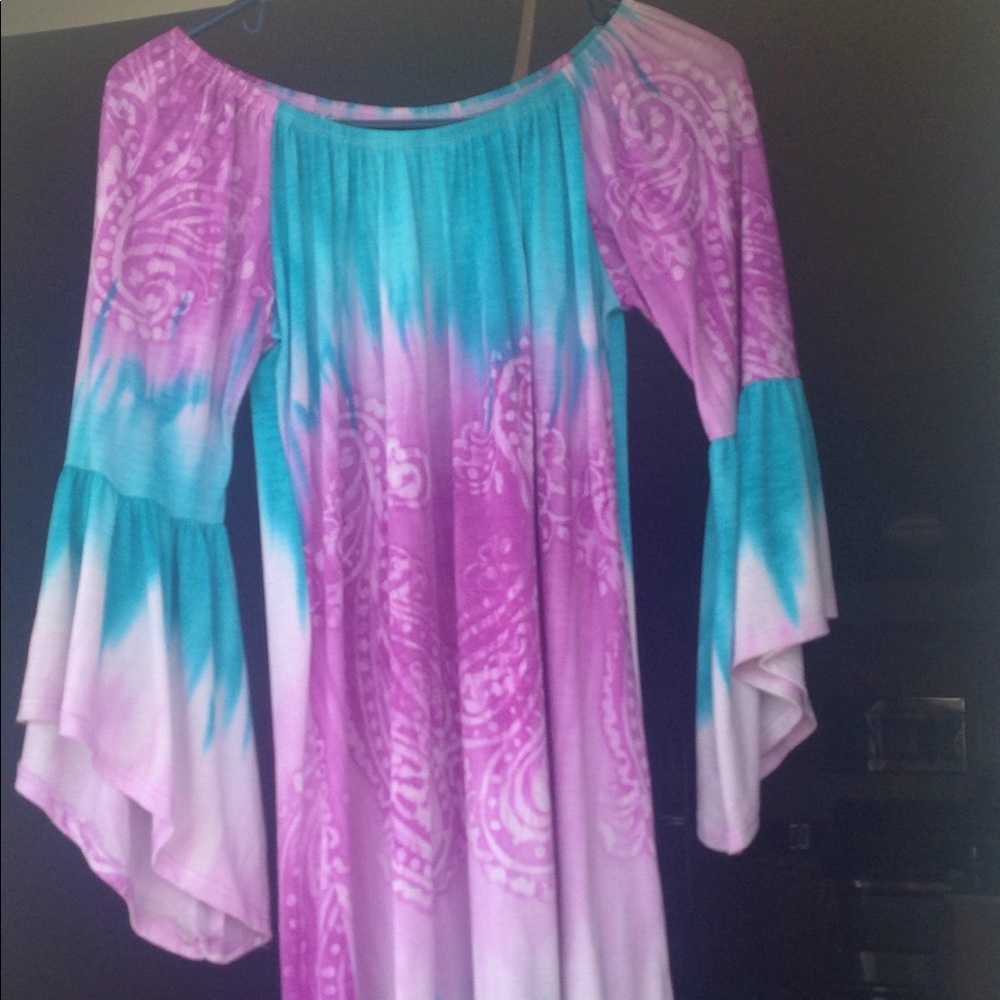 Size small tunicfinal!! Going to goodwill soon